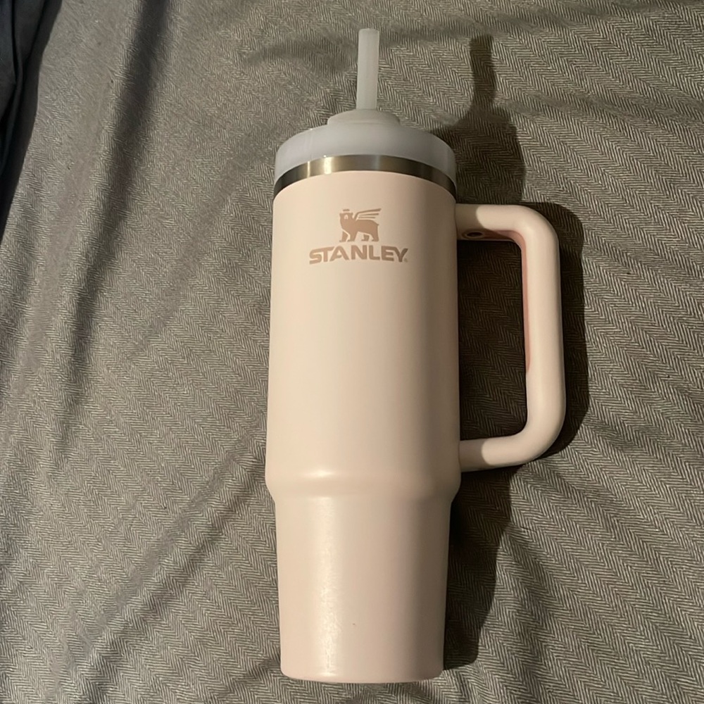 Rose quartz Stanley 30 oz